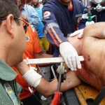 barraceara1 Maj Félix do Ciopaer efetuando o corte da barra