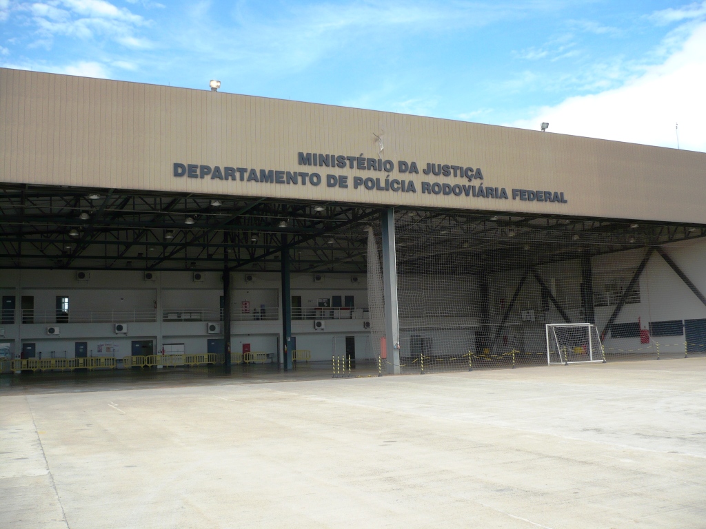Hangar do Departamento de Polícia Rodoviária Federal, sediado no Aeroporto Internacional de Brasília.