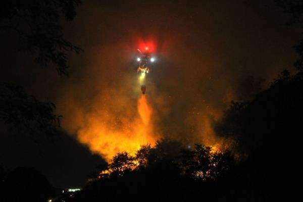 NOTAer/ES apoia combate a incêndio em Vitória/ES
