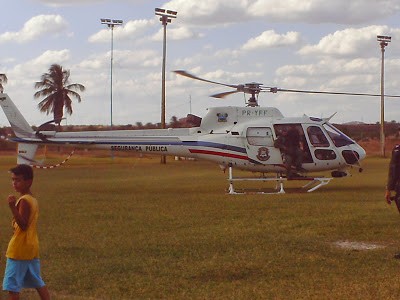 Helicóptero Potiguar 01 (AS 350 B2/PR-YFF) no Arena das Dunas 🚁 . Fot