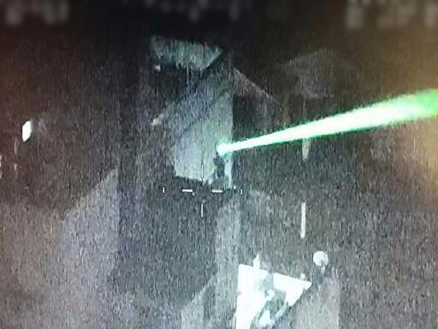 Homem flagrado apontando laser é funcionário da EPTC (Foto: Batalhão de Aviação da Brigada Militar/Divulgação)