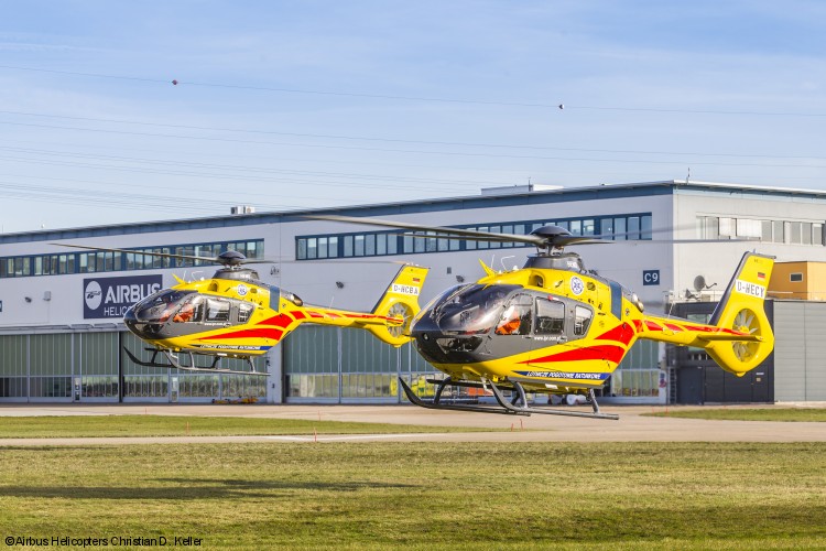Airbus Helicopters entrega quatro novos helicópteros H135 à operadora LPR na Polônia