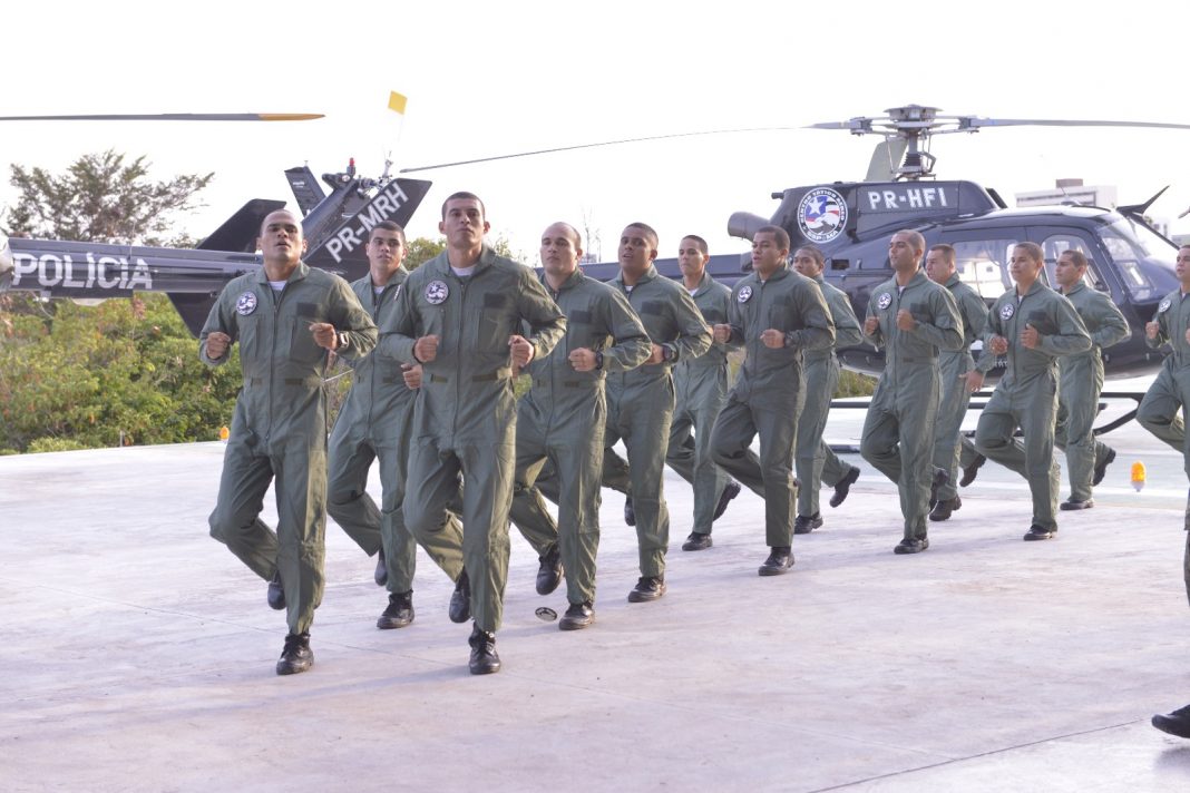 O treinamento especial formou 15 oficiais para integrar equipe de combate aéreo do Estado. (Foto: Nael Reis/Secap)