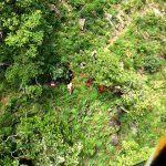 Helicóptero da Segurança Pública auxilia buscas ao corpo de homem que morreu na Serra do Carmo
