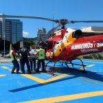 Arcanjo 01 resgata vítima de parada cardiorrespiratória na praia dos Ingleses