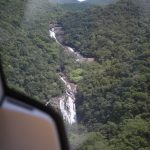 BPMOA resgata mulher que caiu de cachoeira em Guaratuba (PR)