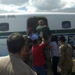 Bombeiro Militar de Costa Rica é transportado de avião para Campo Grande
