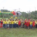 Bombeiros Mirins vivenciam instrução com participação do helicóptero Harpia I em Rio Branco, AC