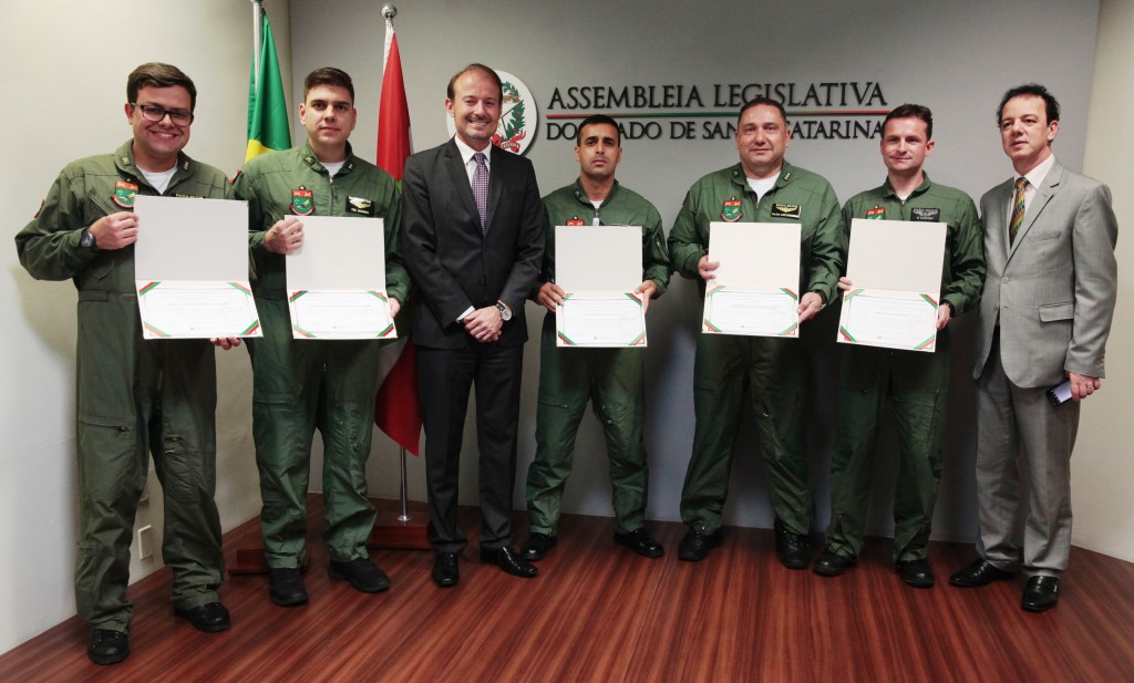 Quinta Companhia do Batalhão de aviação da PMSC recebe Moção de Aplauso na Alesc. Foto: Fábio Queiroz / Agência AL