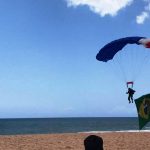 GRAer participa de Encontro de Paraquedistas e Amigos 2017 em Amaralina, Salvador