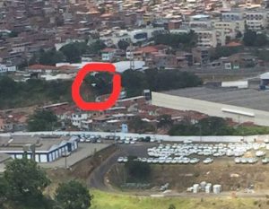Equipe policial do helicóptero Guardião 02 do GRAER da PM da Bahia prende em flagrante piloto de drone irregular