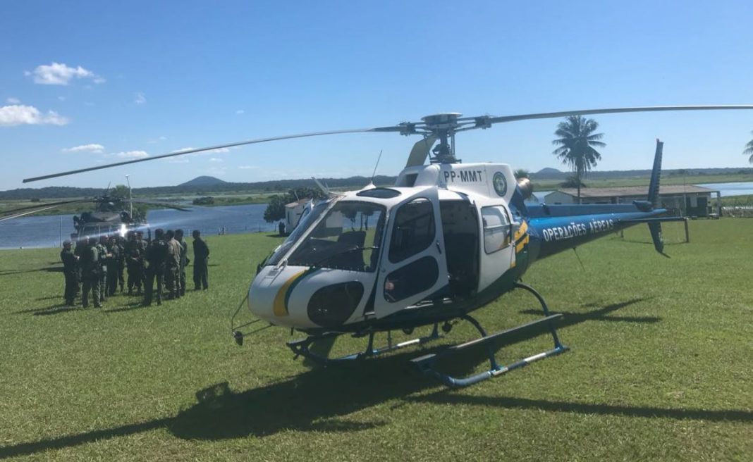 FAB intercepta avião que transportava cerca de 500 quilos de drogas da Bolívia para o Mato Grosso