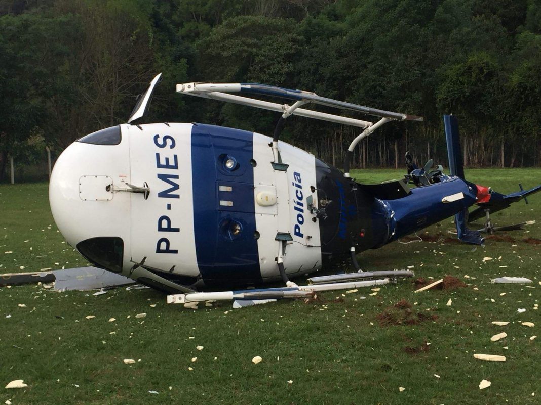 Helicóptero Hárpia 05 do NOTAer cai em Domingos Martins (Foto: Divulgação Polícia Militar)