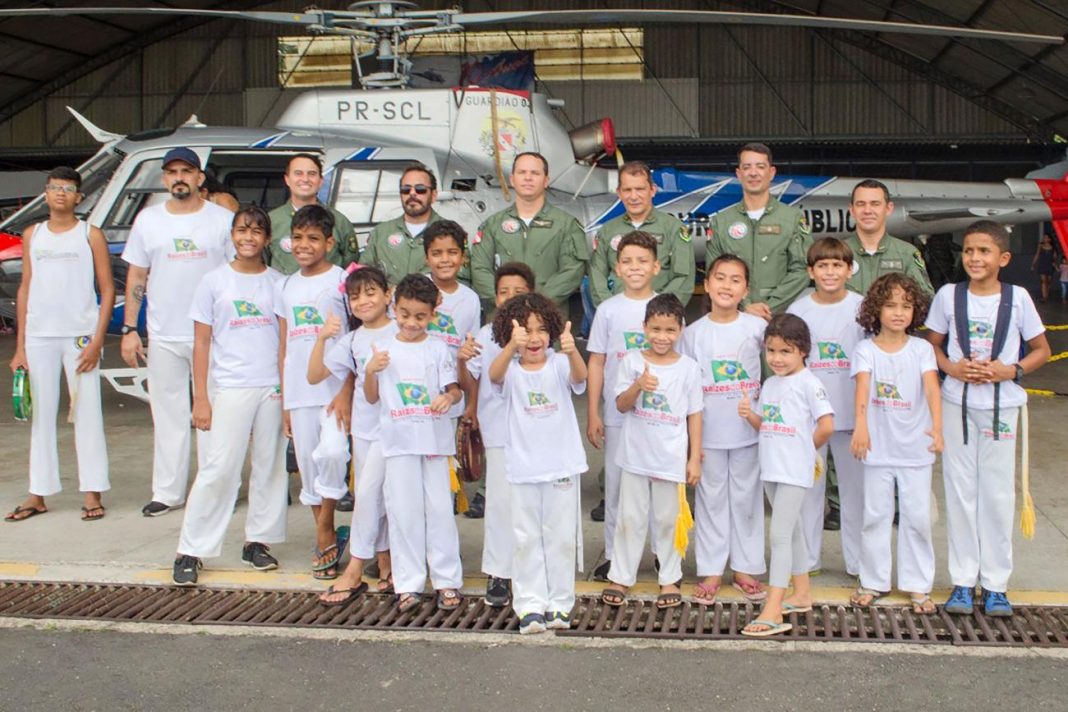 A programação reuniu crianças dos projetos Capueransa, Resgate, Bom de Bola Campeão na Escola e Escola Pedacinho do Céu