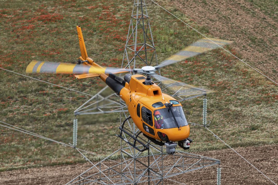 A Airbus Helicopters recebeu a certificação da EASA pela atualização de potência de seu helicóptero monomotor H125. Anunciada na Heli-Expo no ano passado, esta grande evolução aumenta a potência da aeronave em até 10%, fazendo uso total da potência disponível do Arriel 2D da Safran Helicopter Engines.